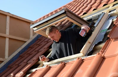Pose de fenêtres de toit Velux à Rébénacq